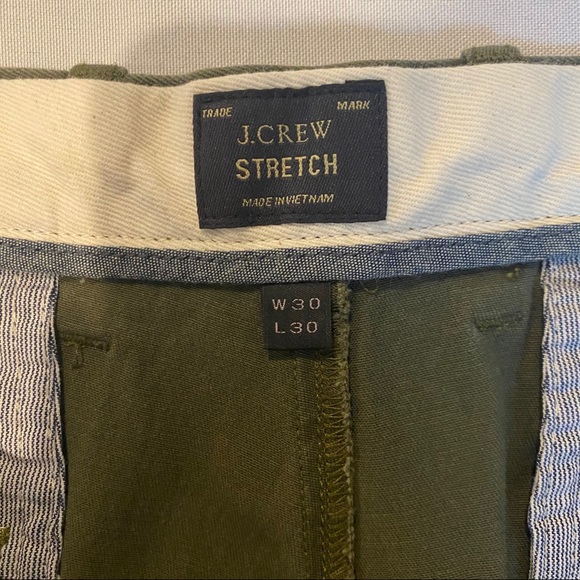 J.Crew Men’s Straight-Fit Stretch Olive Khaki Pant - Picture 4 of 10